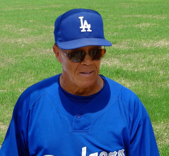 Los Angeles Dodgers Maury Wills Sports Illustrated Cover by Sports  Illustrated
