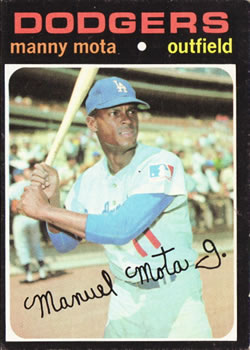 1969 Topps Manny Mota Card #238 Autograph Signed Expos/Pirates/Giants 