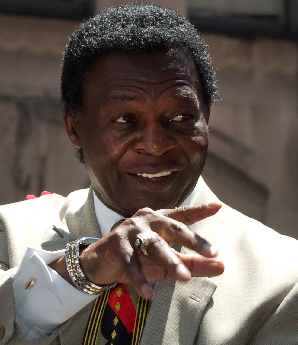 Lou Brock Trading Cards: Values, Tracking & Hot Deals