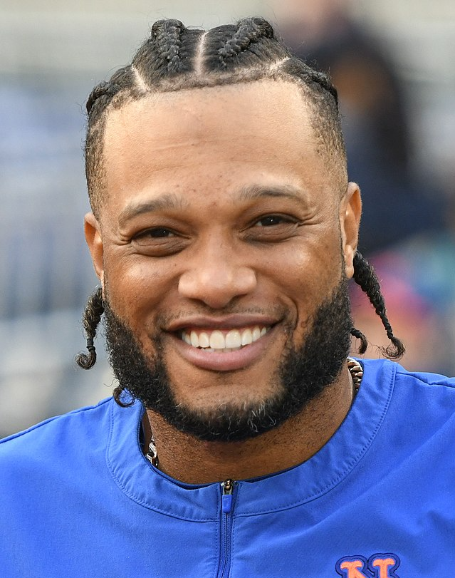 A comprehensive and authoritative history of Robinson Cano in 24