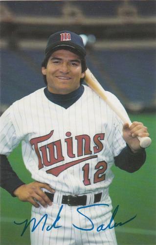 Mark Salas autographed baseball card (Minnesota Twins) 1986 Topps #537