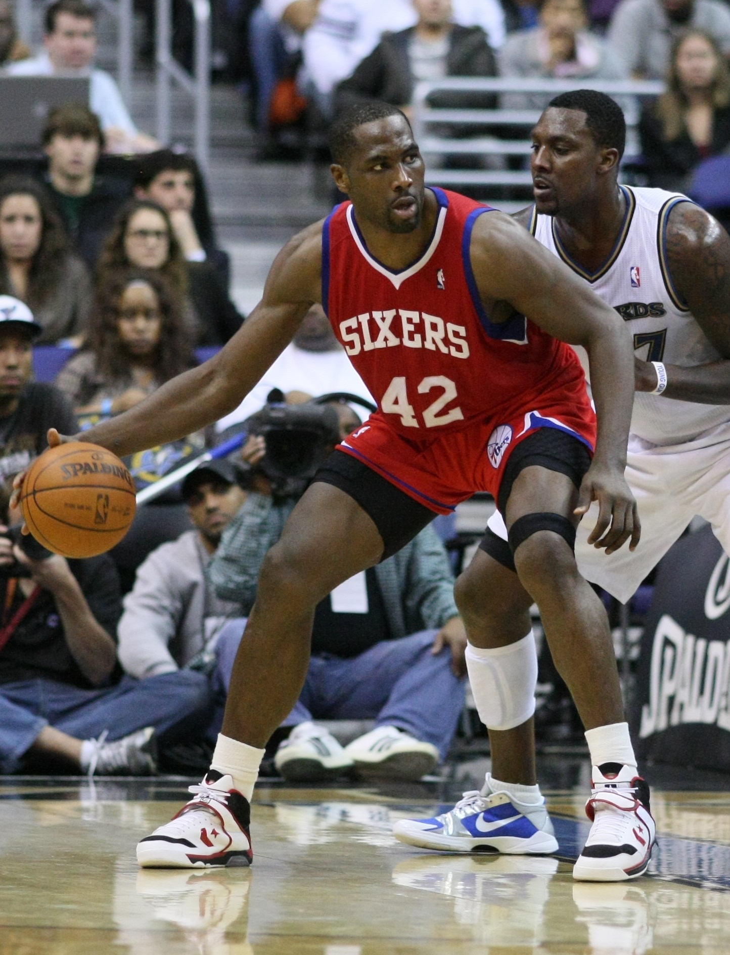 Elton Brand Cards: Values, Rookies | Collectibles.com