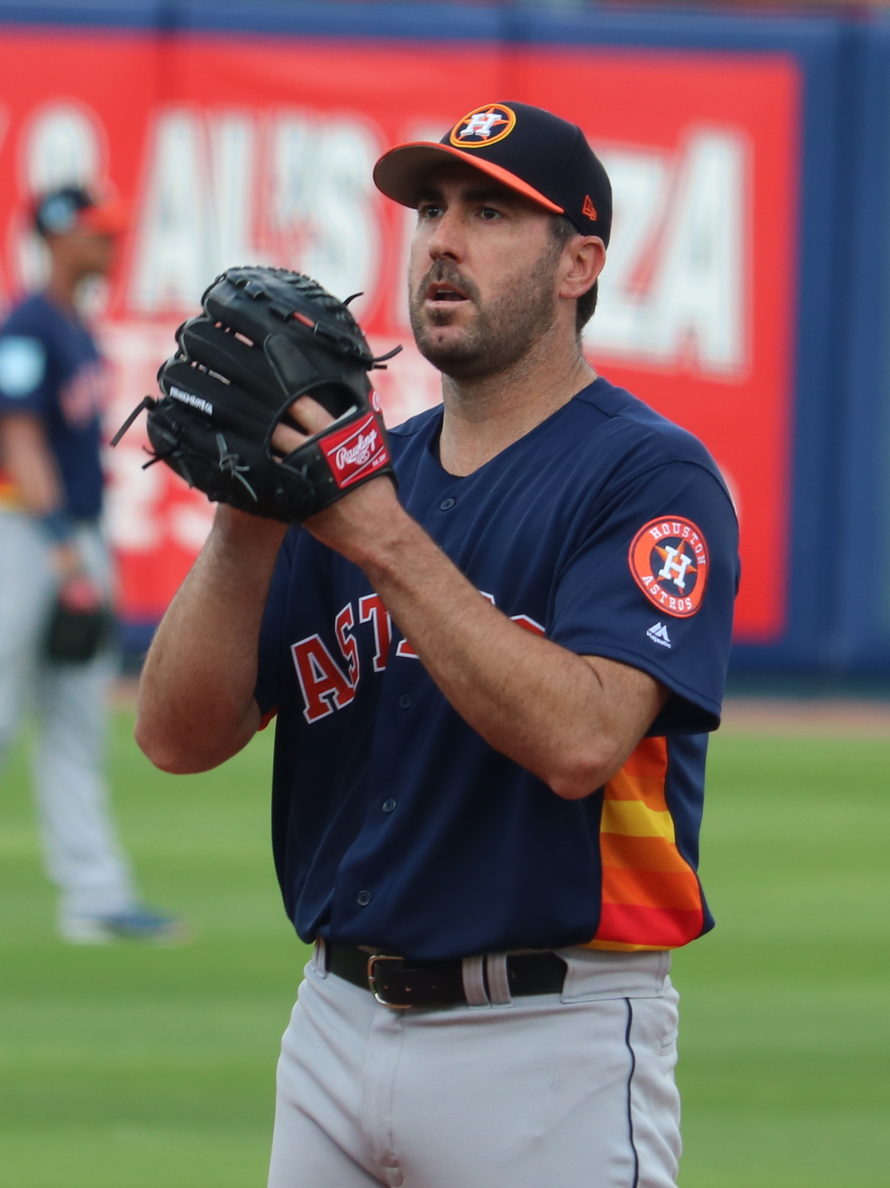 Justin Verlander Cards: Values, Rookies | Collectibles.com