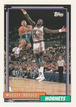 Muggsy Bogues autographed Basketball Card (Charlotte Hornets