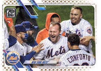 2023 Topps Series 1 New York Mets Team Card #291