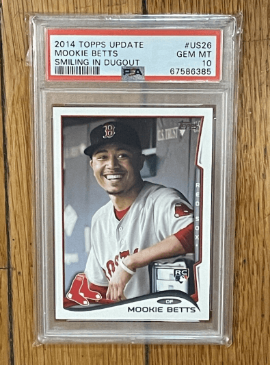 2014 Topps Update Mookie Betts Smiling In The Dugout Rookie Card #US-26